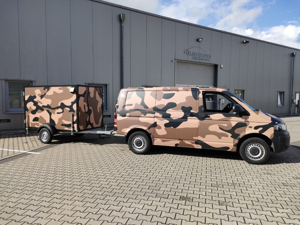 Vollfolierung PKW Wald Flecktarn