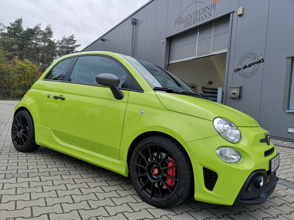 Vollfolierung PKW Gift Grün